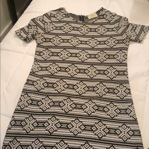 Everly Black and White Short Sleeve Dress